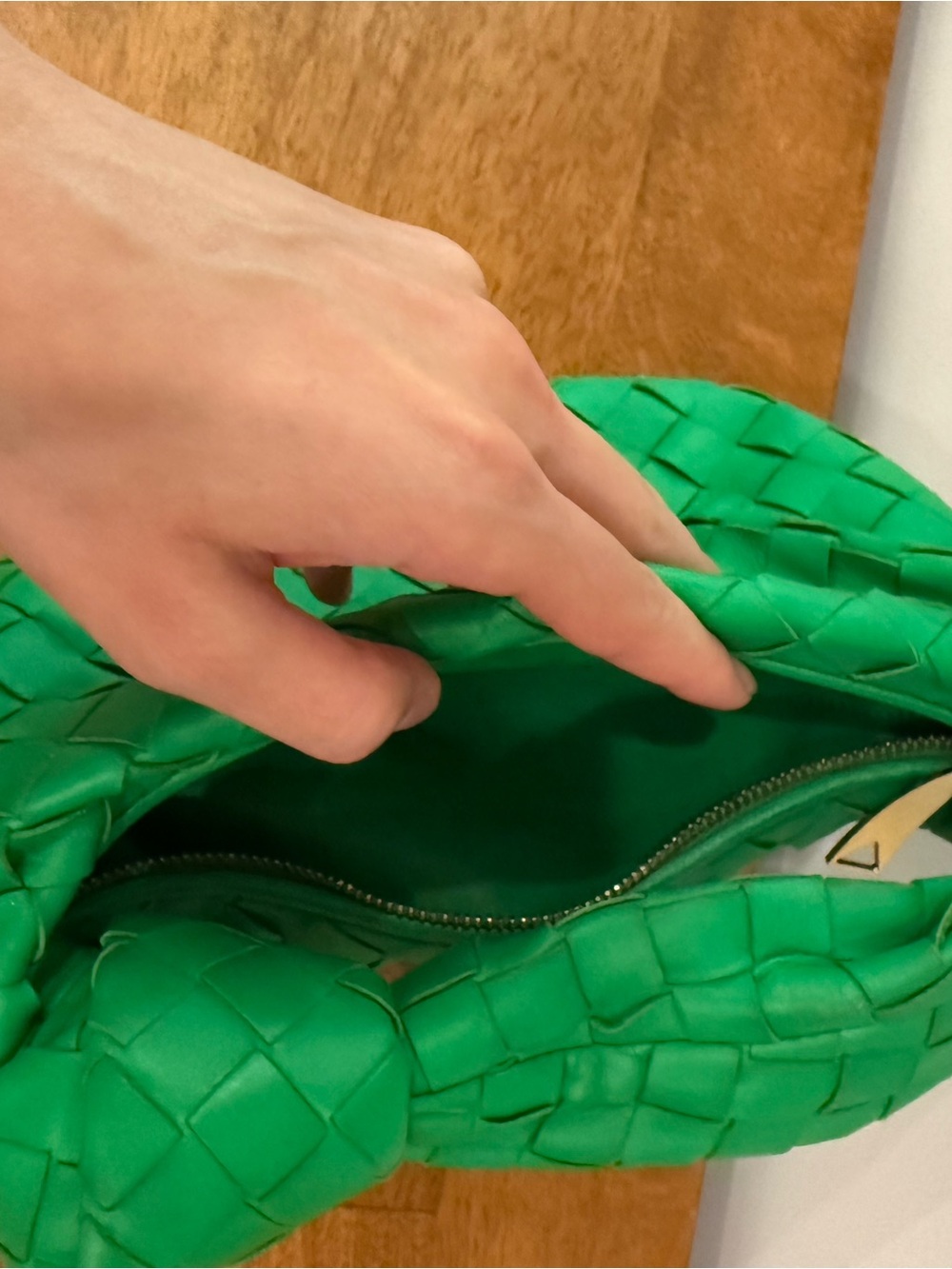 Bottega Veneta green mini Jodie - Picture 3 of 4